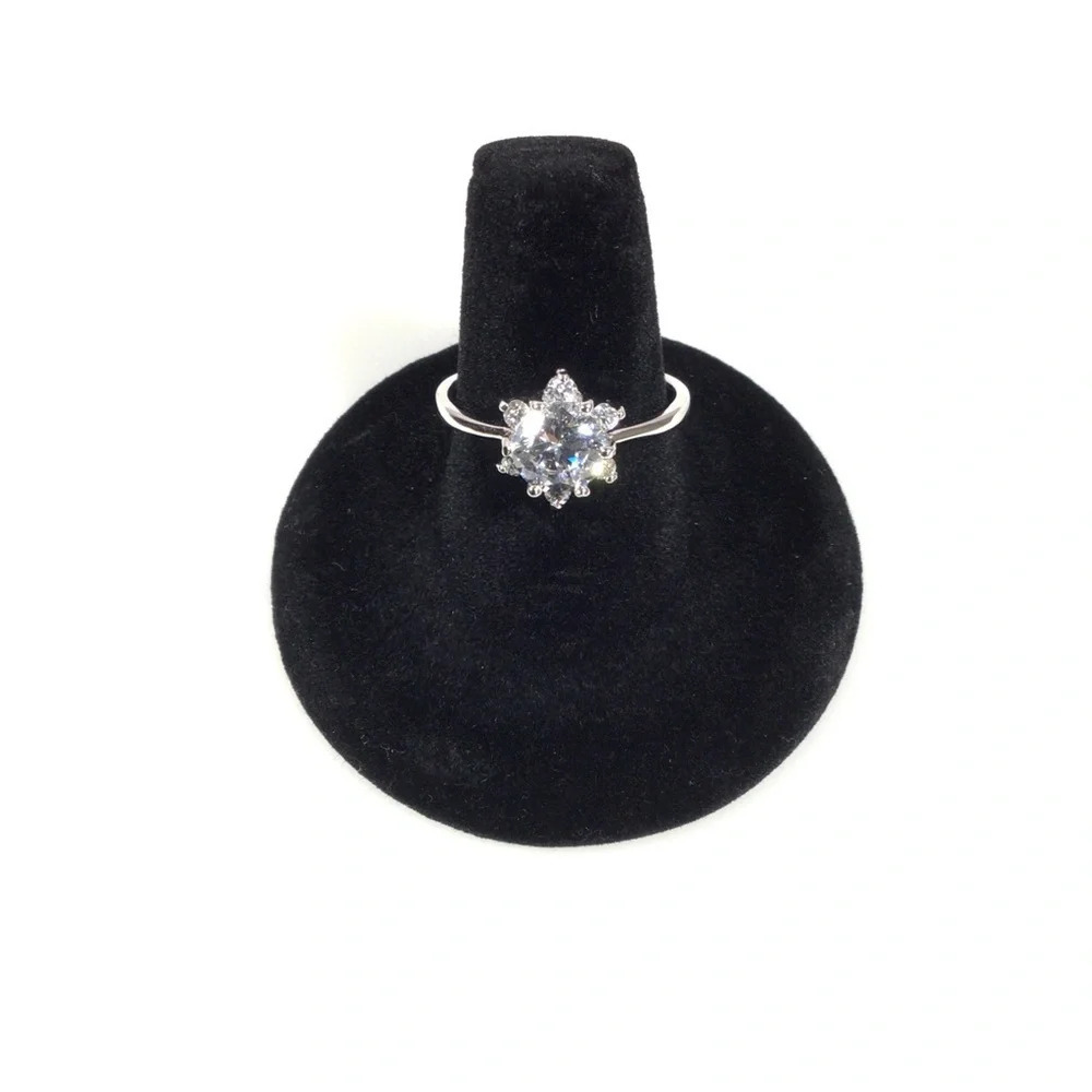 Beautiful Cubic Zirconia Silver Fashion Ring - Size 9